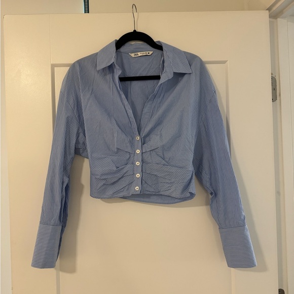 Zara Cropped Button Up Blouse - Picture 2 of 2